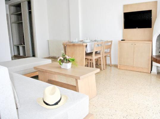 Apartamentos El Moro