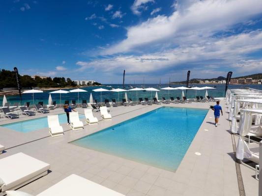 AxelBeach Ibiza Suites Apartments Spa