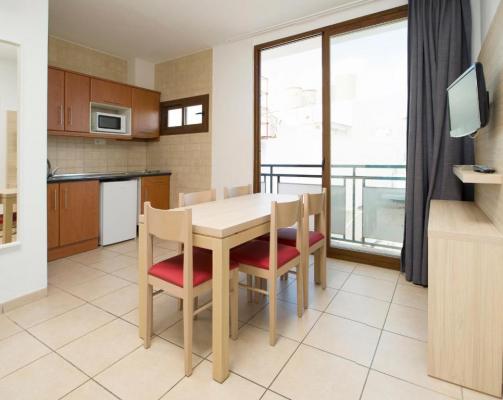 Apartamentos Tramuntana